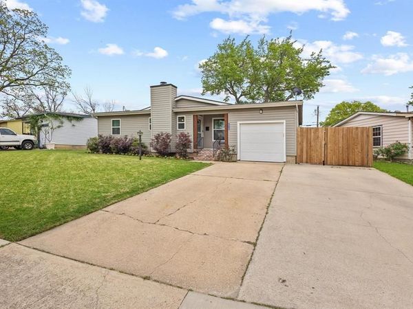 2550 Brandywine Drive, Farmers Branch, TX 75234
