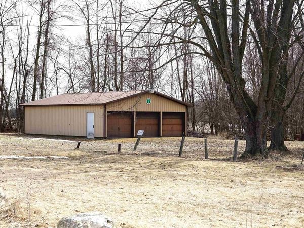 E1305 BOLT ROAD, Denmark, WI 54208