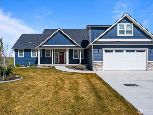 8090 Desert Sage Court SE, Othello, WA 99344