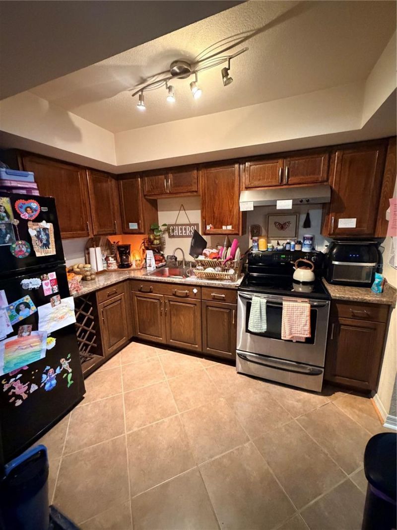 720 N Village Drive N, Unit 103, Saint Petersburg, FL 33716 Photo