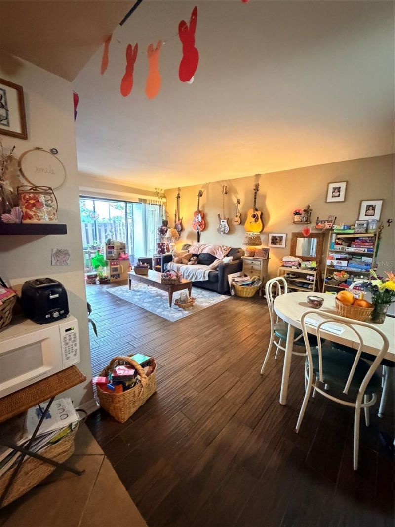 720 N Village Drive N, Unit 103, Saint Petersburg, FL 33716 Photo
