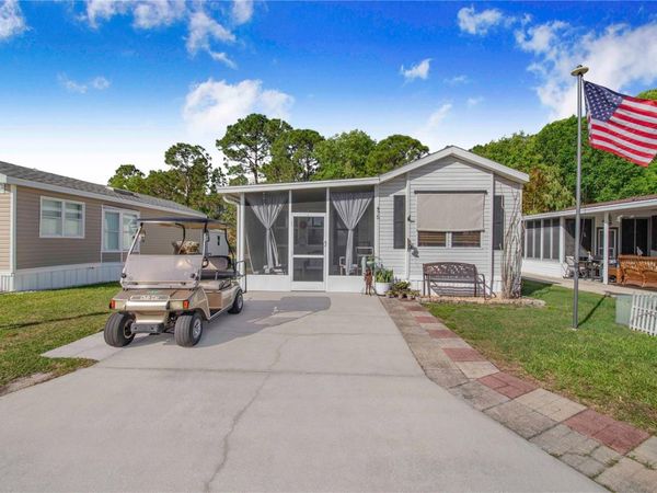 475 PINE LOOP , FROSTPROOF, FL 33843