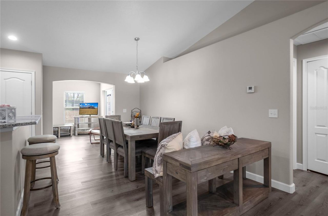 4330 W Drake Lane , Dunnellon, FL 34433 Photo