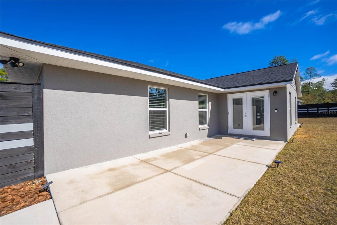 4330 W Drake Lane , Dunnellon, FL 34433 Photo