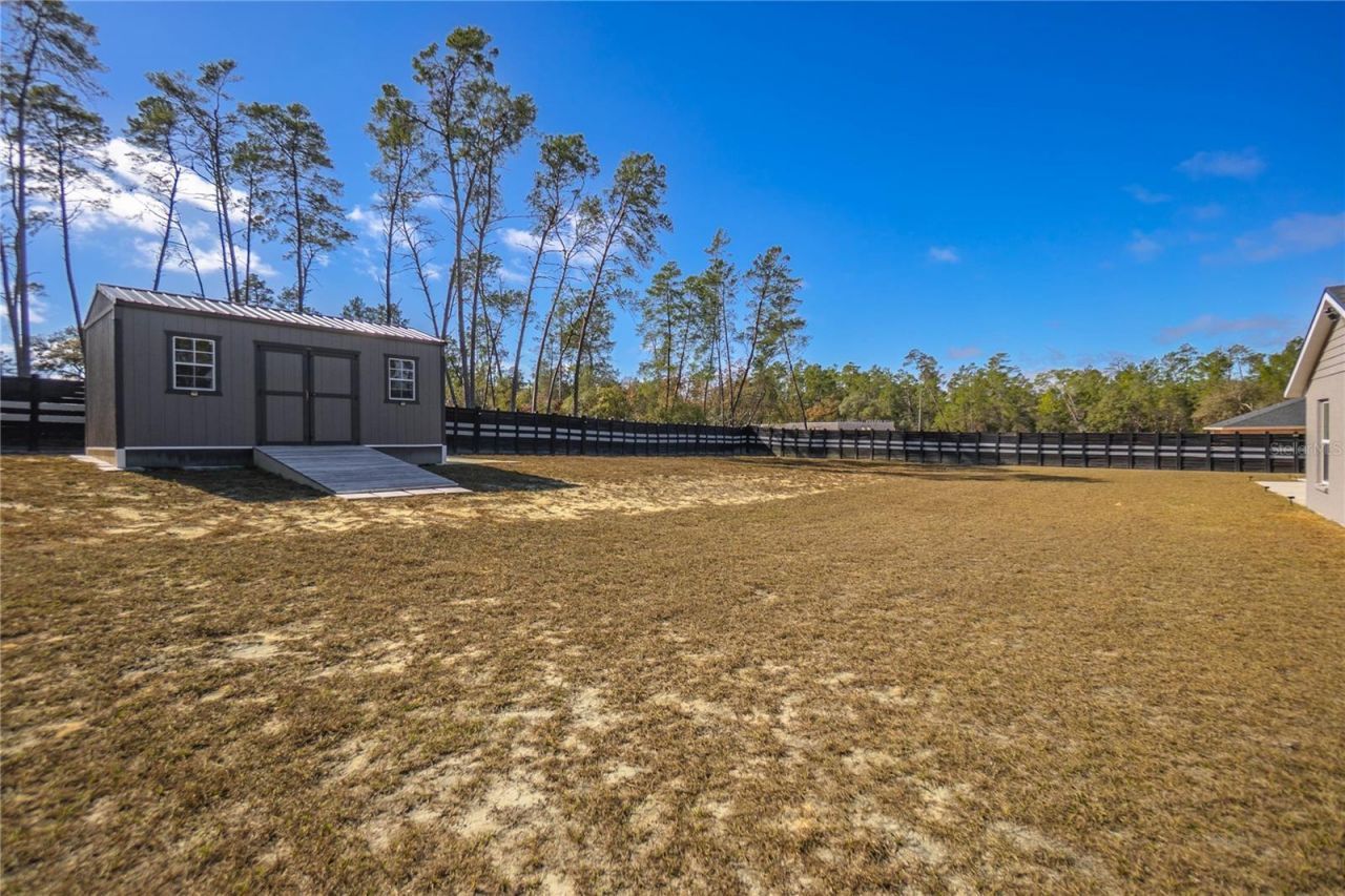 4330 W Drake Lane , Dunnellon, FL 34433 Photo