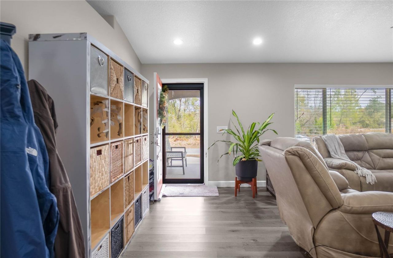 4330 W Drake Lane , Dunnellon, FL 34433 Photo