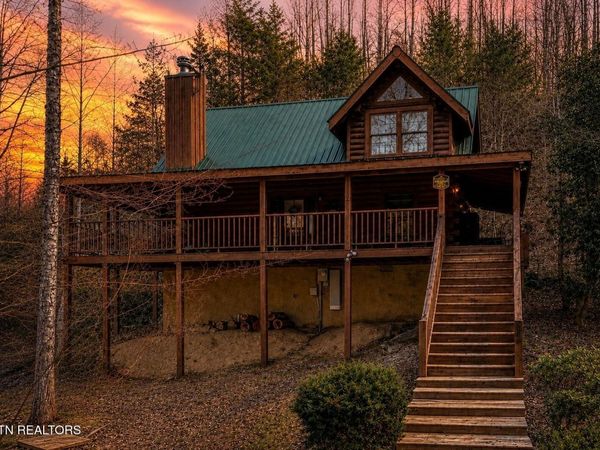 2244 Valley Mountain Way, Sevierville, TN 37862