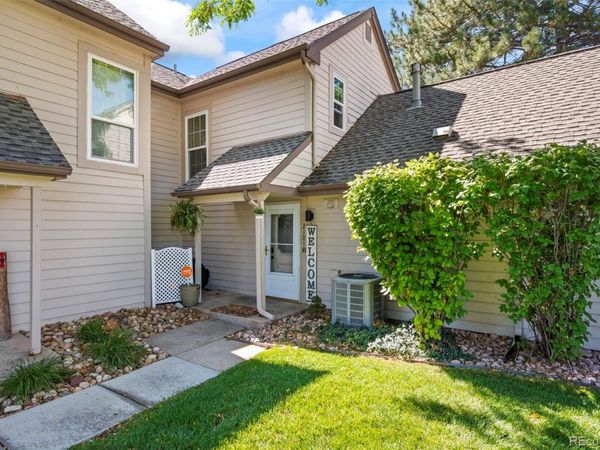 2101 S Victor Street , Unit B, Aurora, CO 80014