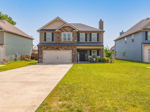 2607 Elam Rd , Murfreesboro, TN 37127