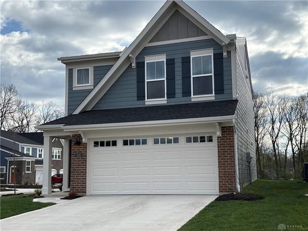 1630 S Golden Clove Bend, Sugarcreek Township, OH 45305