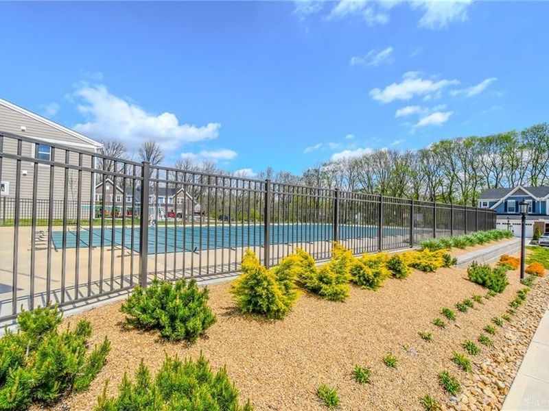 1630 S Golden Clove Bend, Sugarcreek Township, OH 45305 Photo 17