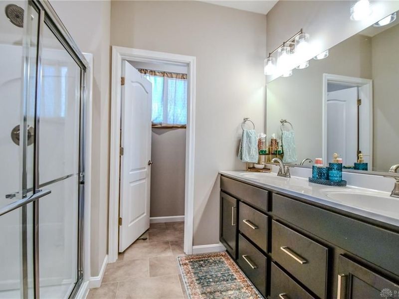 1630 S Golden Clove Bend, Sugarcreek Township, OH 45305 Photo 32