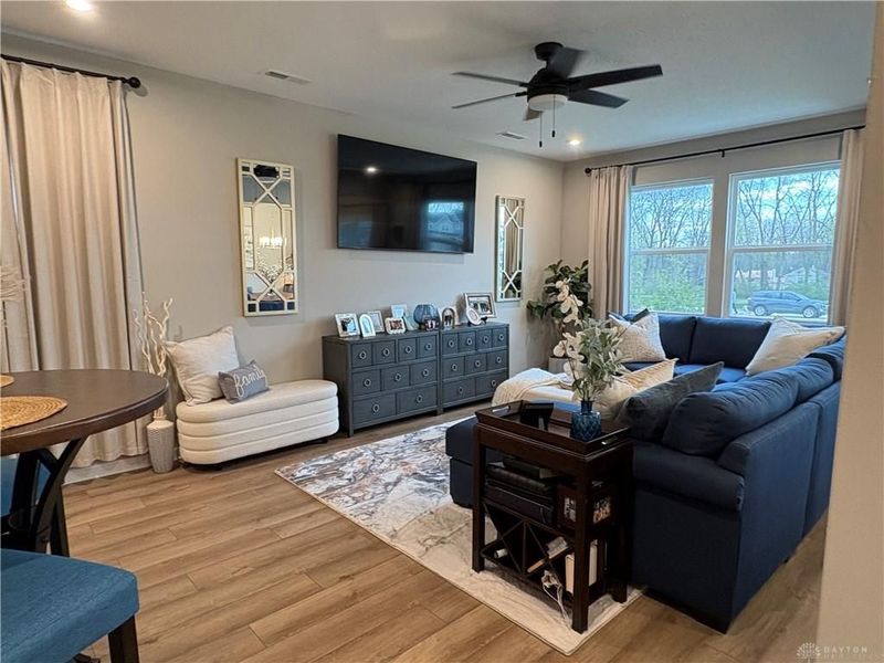 1630 S Golden Clove Bend, Sugarcreek Township, OH 45305 Photo 5