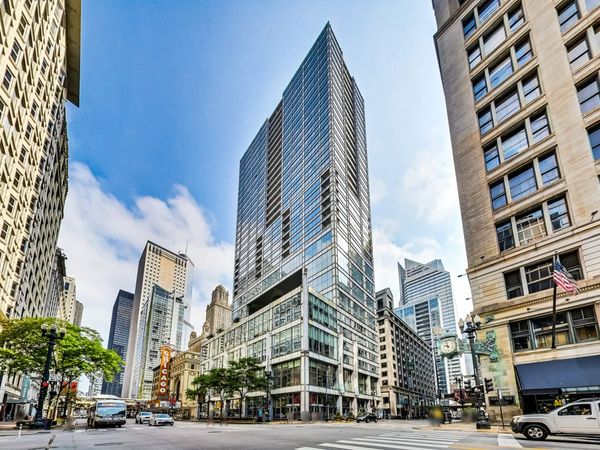 8 E Randolph Street, Unit 1602, Chicago, IL 60601