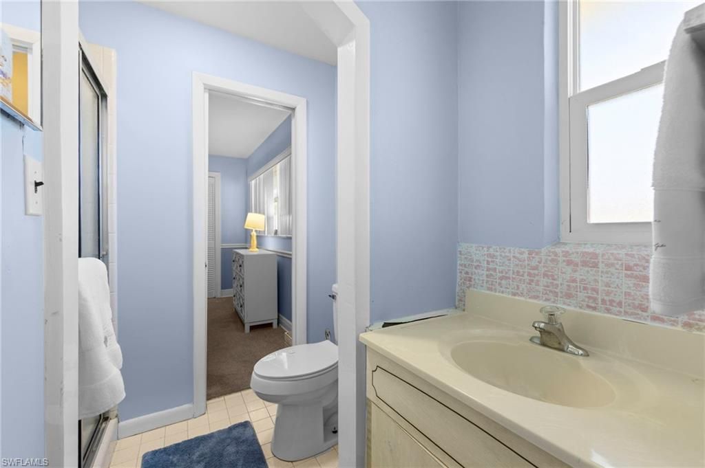 710 SE 43rd St , Cape Coral, FL 33904 Photo