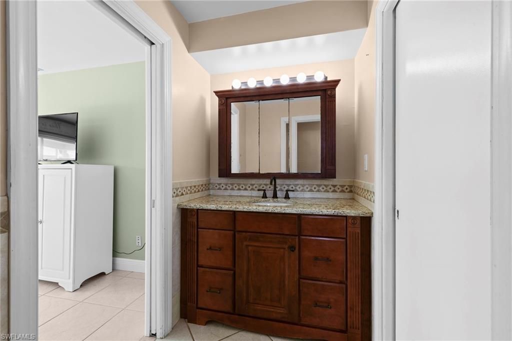 710 SE 43rd St , Cape Coral, FL 33904 Photo