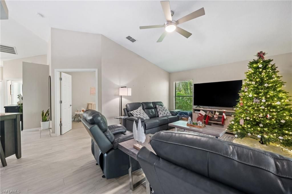 17611 Marco Island Ln, Fort Myers, FL 33908 Photo