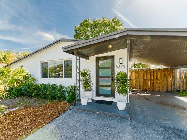 5840 NE 1st Terrace, Oakland Park, FL 33334