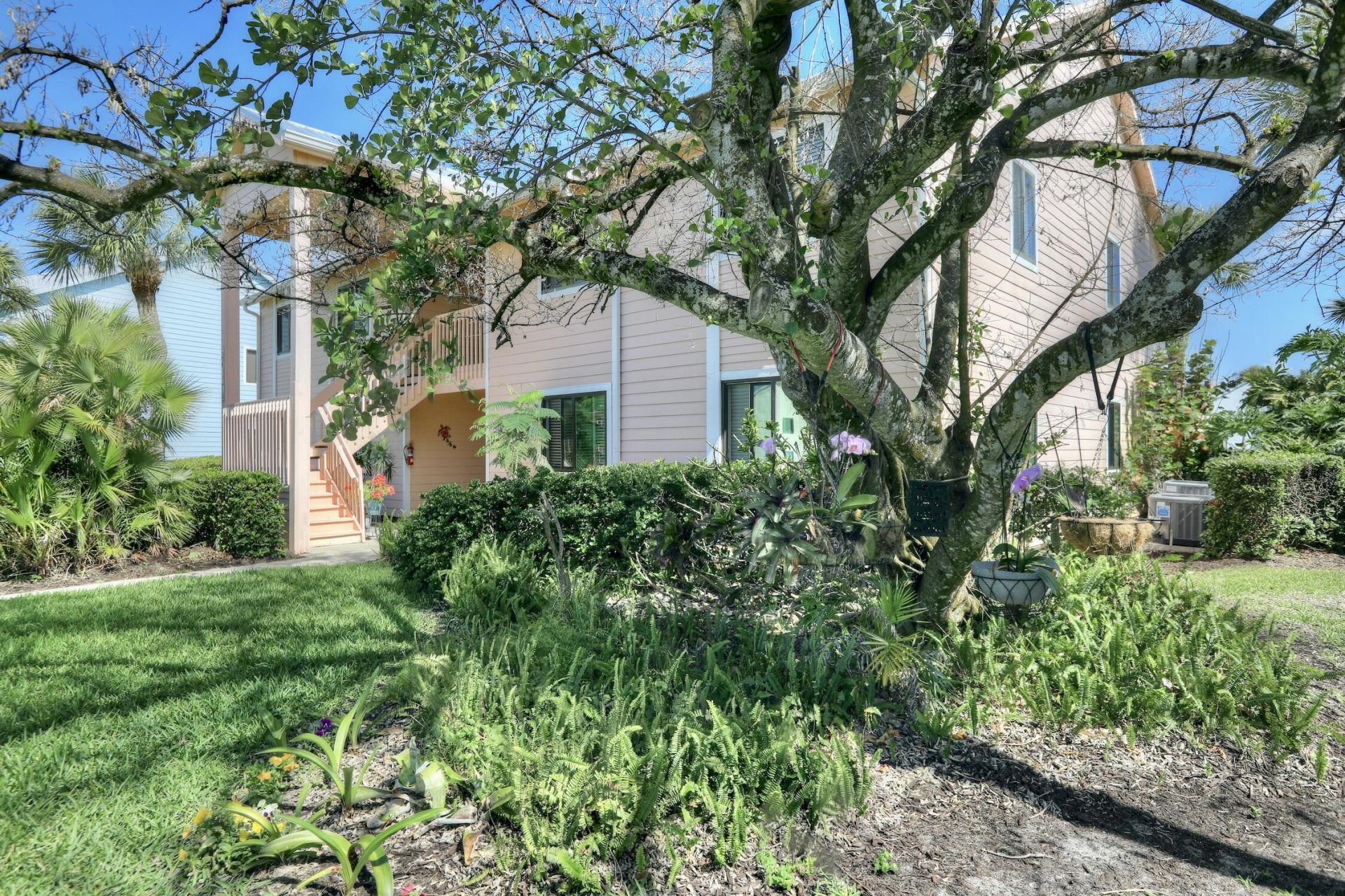 5720 Pelican Pointe Drive, Unit 3, Sebastian, FL 32958 Photo