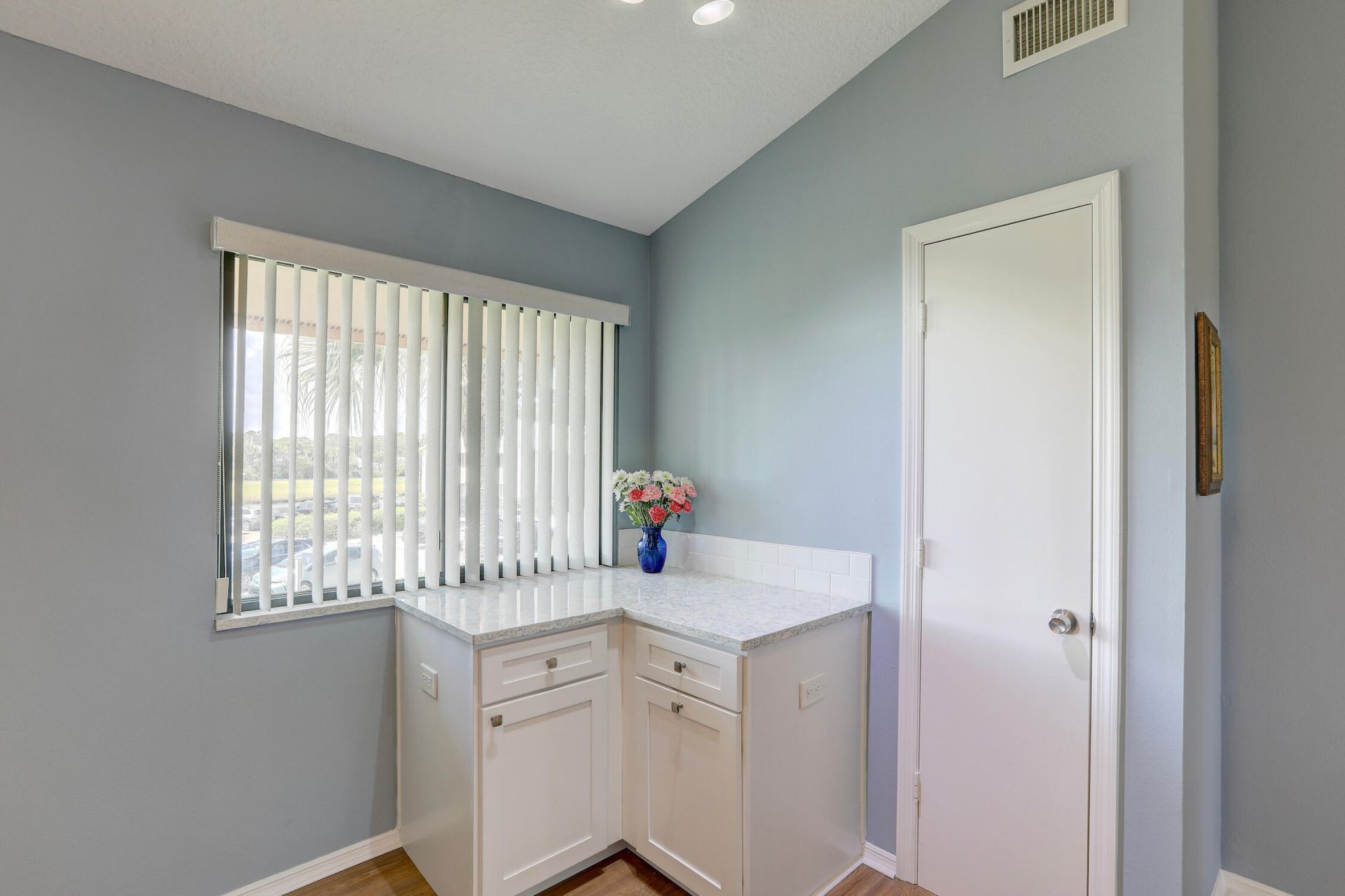 5720 Pelican Pointe Drive, Unit 3, Sebastian, FL 32958 Photo