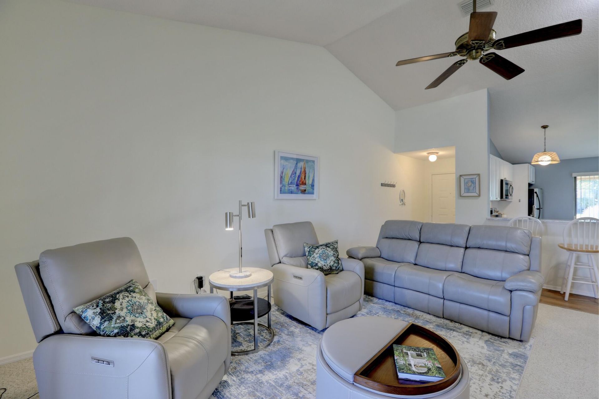 5720 Pelican Pointe Drive, Unit 3, Sebastian, FL 32958 Photo