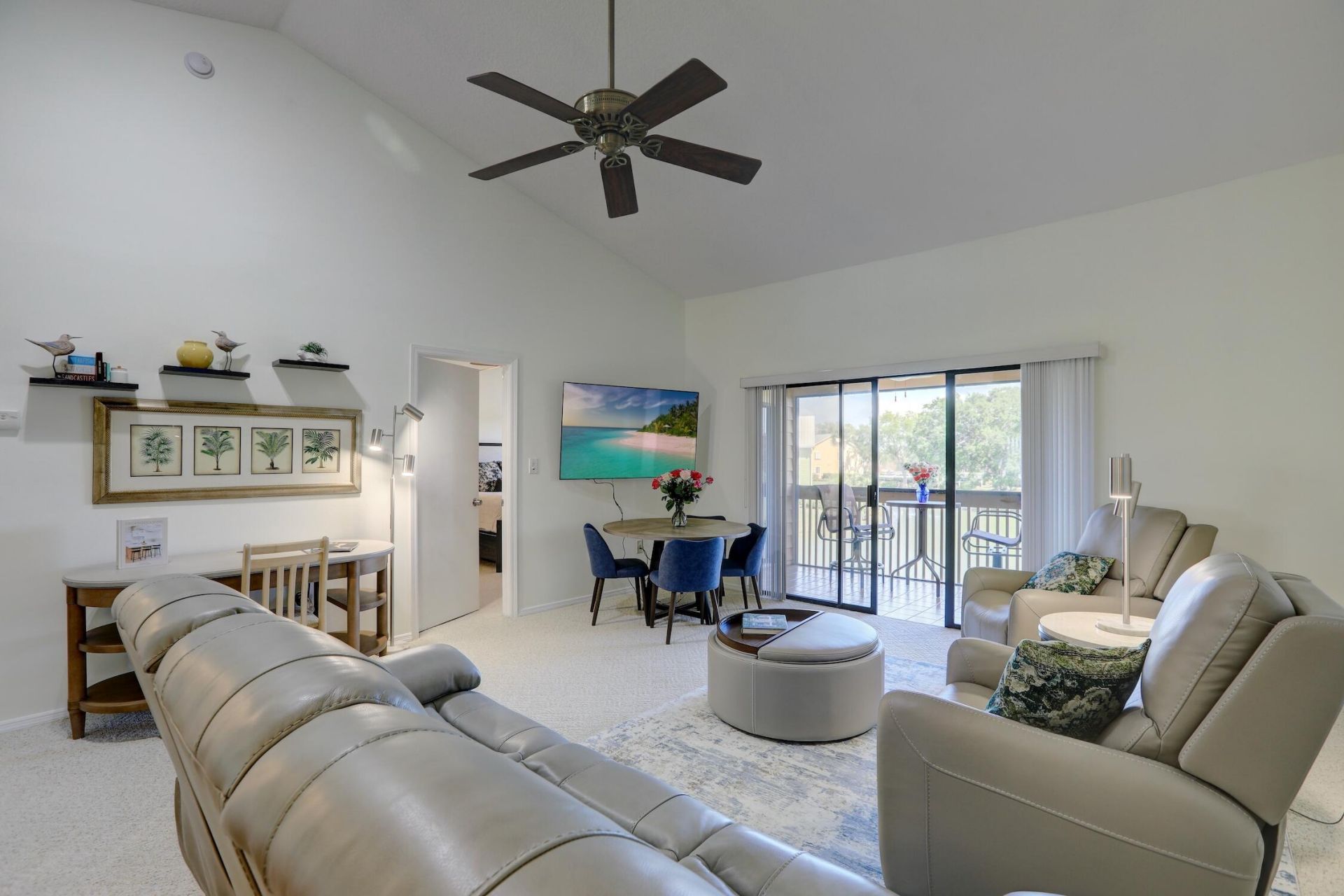 5720 Pelican Pointe Drive, Unit 3, Sebastian, FL 32958 Photo