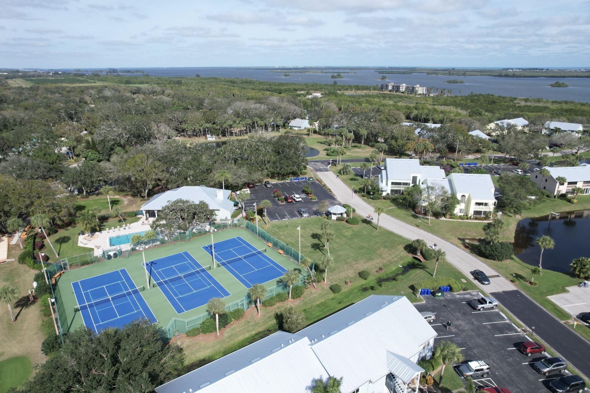 5720 Pelican Pointe Drive, Unit 3, Sebastian, FL 32958 Photo