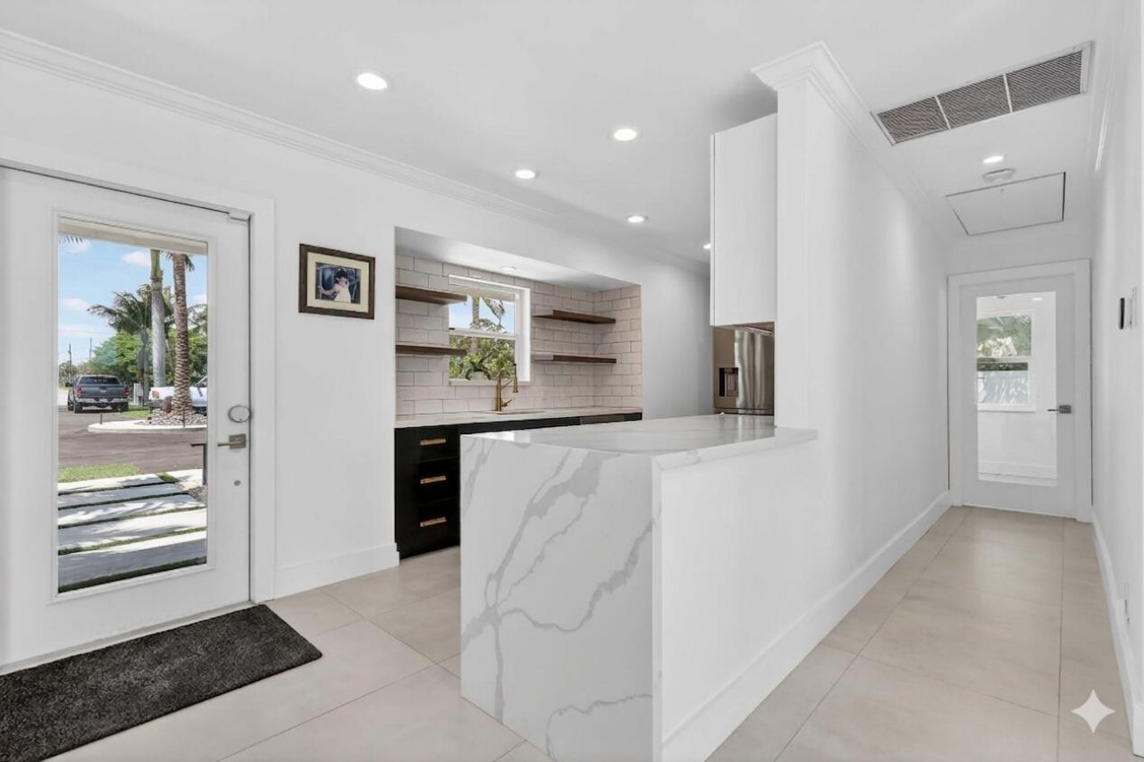 6544 Eastview Drive, Lantana, FL 33462 Photo