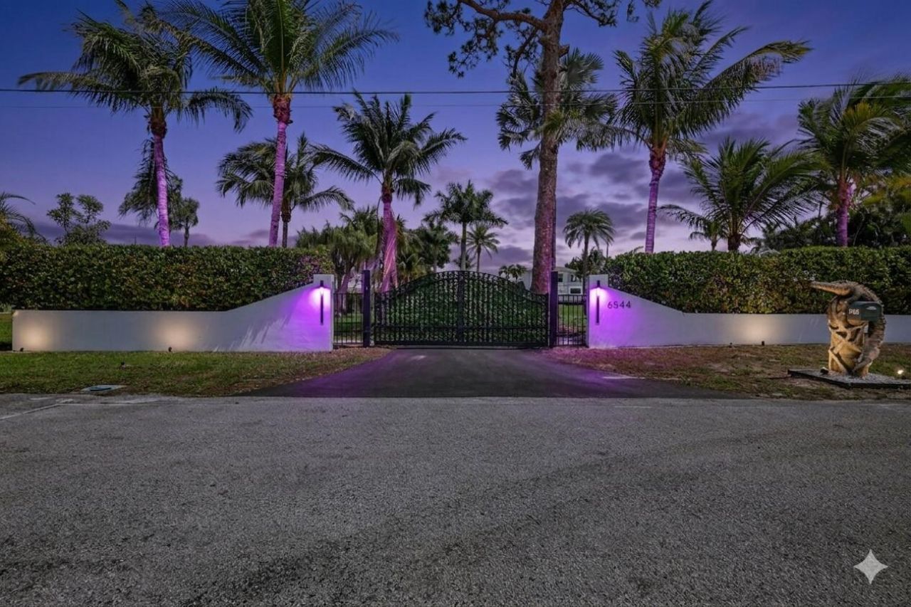 6544 Eastview Drive, Lantana, FL 33462 Photo