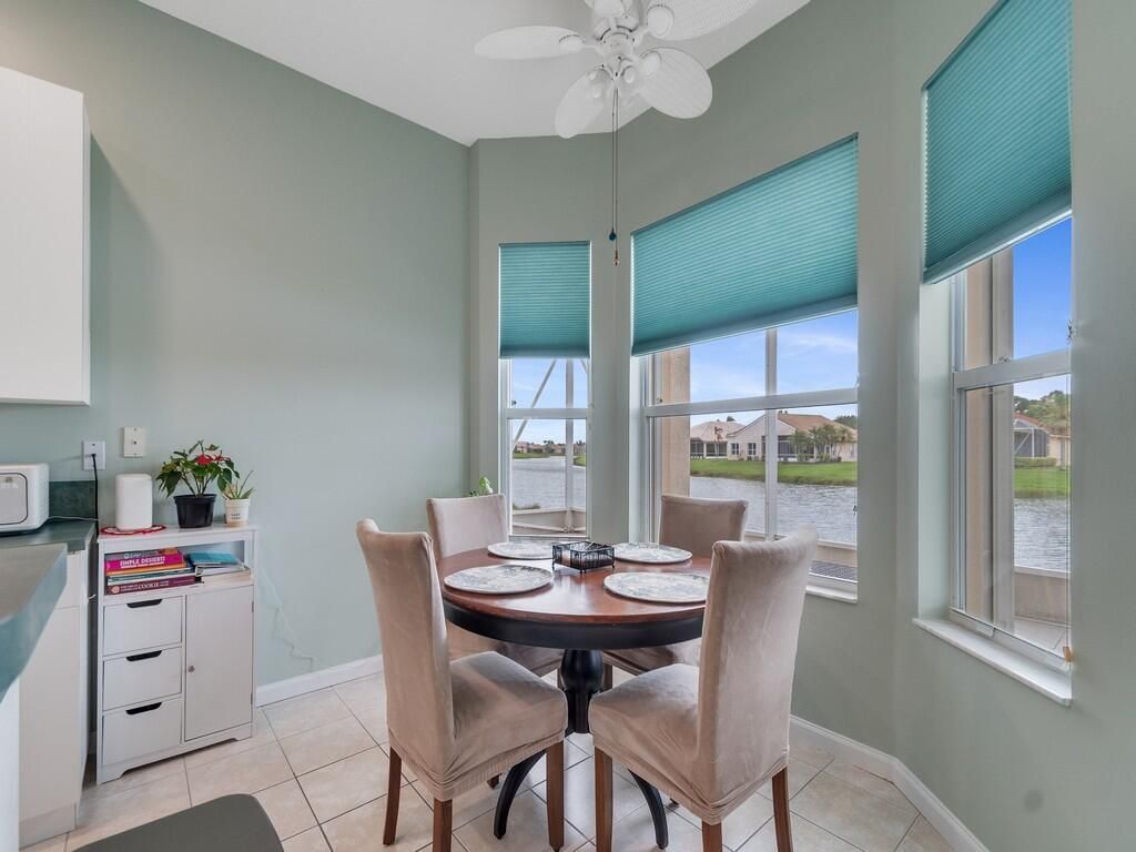 383 NW Sunview Way, Port Saint Lucie, FL 34986 Photo