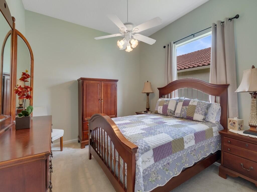 383 NW Sunview Way, Port Saint Lucie, FL 34986 Photo