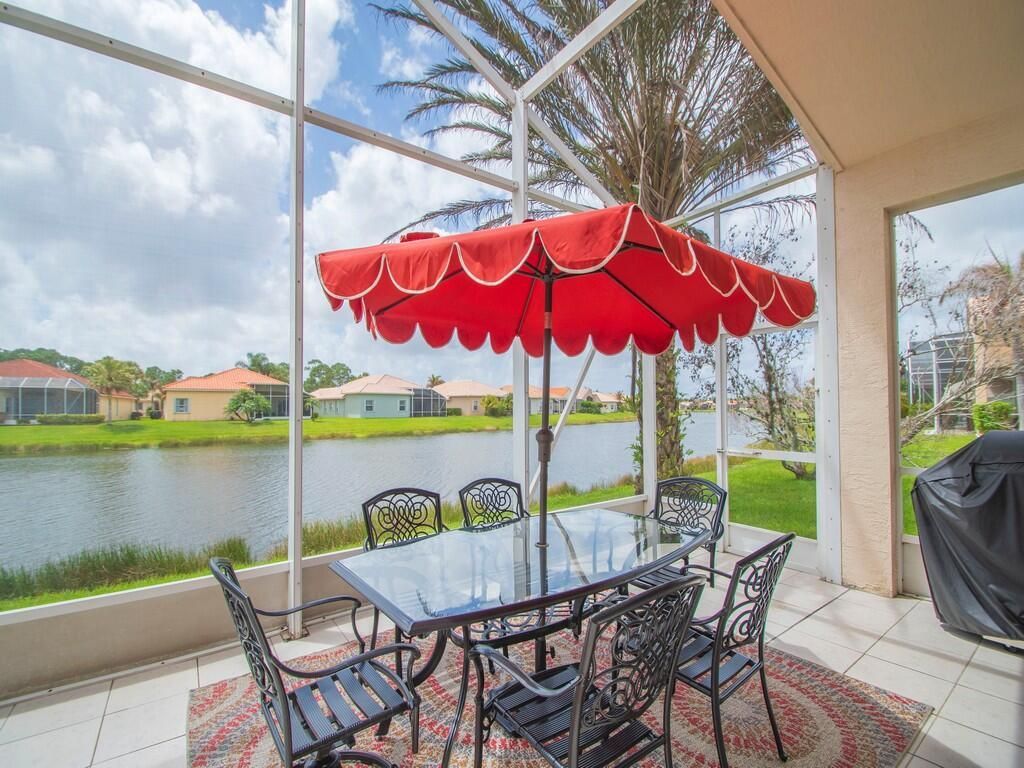 383 NW Sunview Way, Port Saint Lucie, FL 34986 Photo