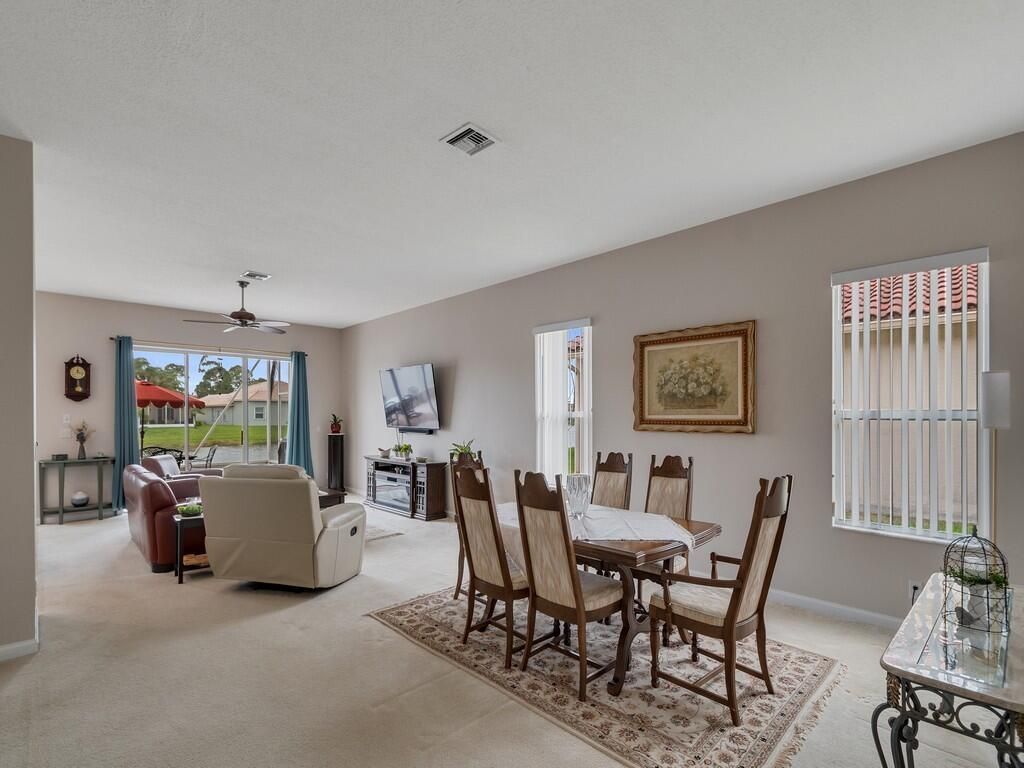 383 NW Sunview Way, Port Saint Lucie, FL 34986 Photo