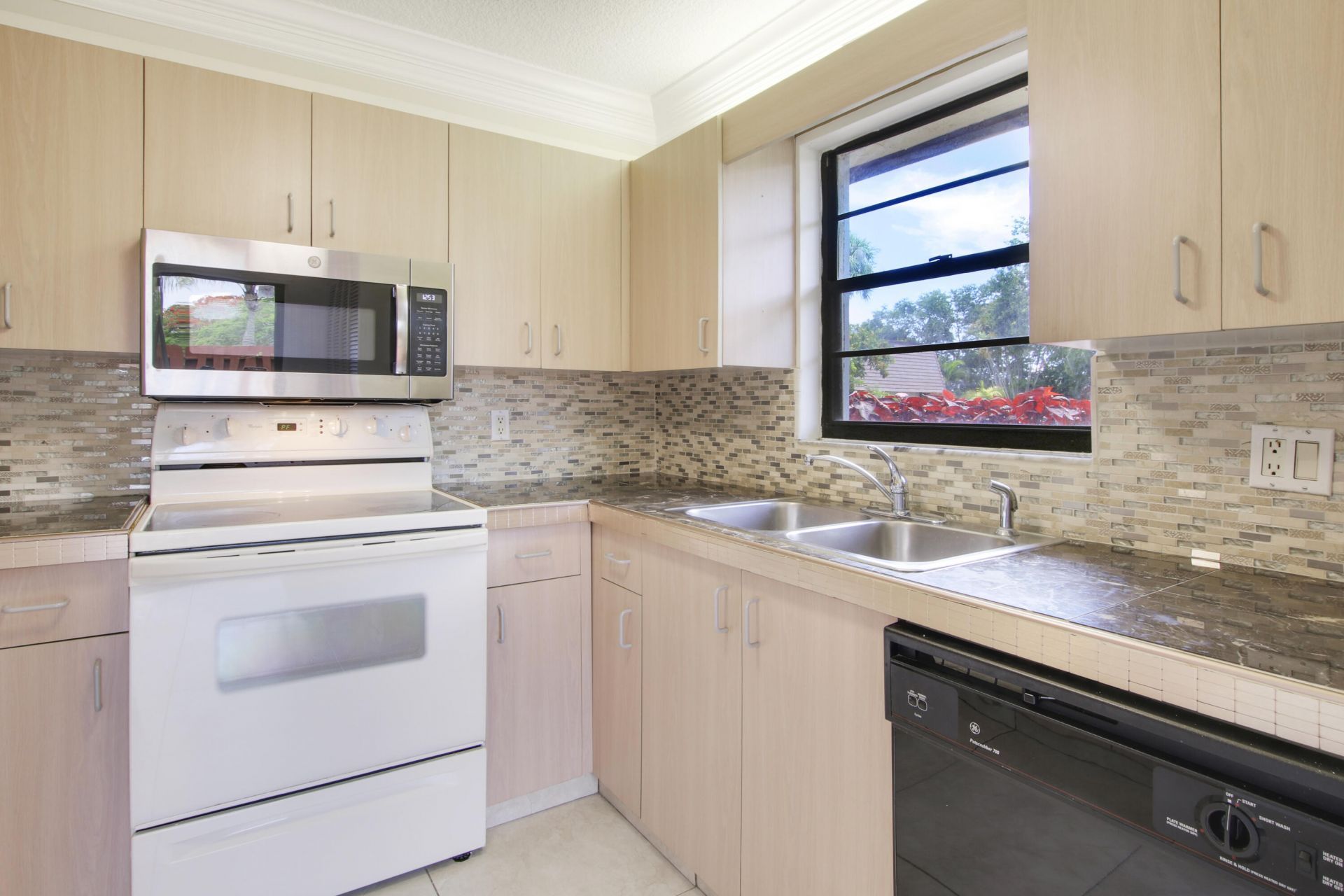 326 Jupiter Lakes Boulevard, Unit 2318d, Jupiter, FL 33458 Photo