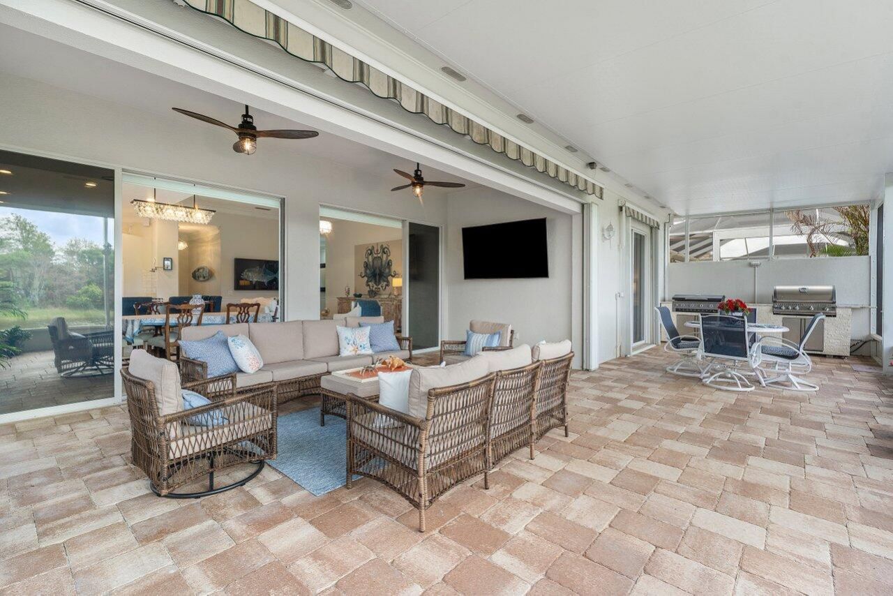8338 SE Angelina Court, Hobe Sound, FL 33455 Photo
