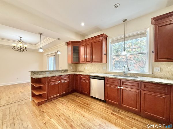 27 Ferris, Unit 4, Norwalk, CT 06854