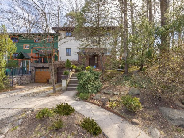 5410 Mosholu Avenue , Bronx, NY 10471