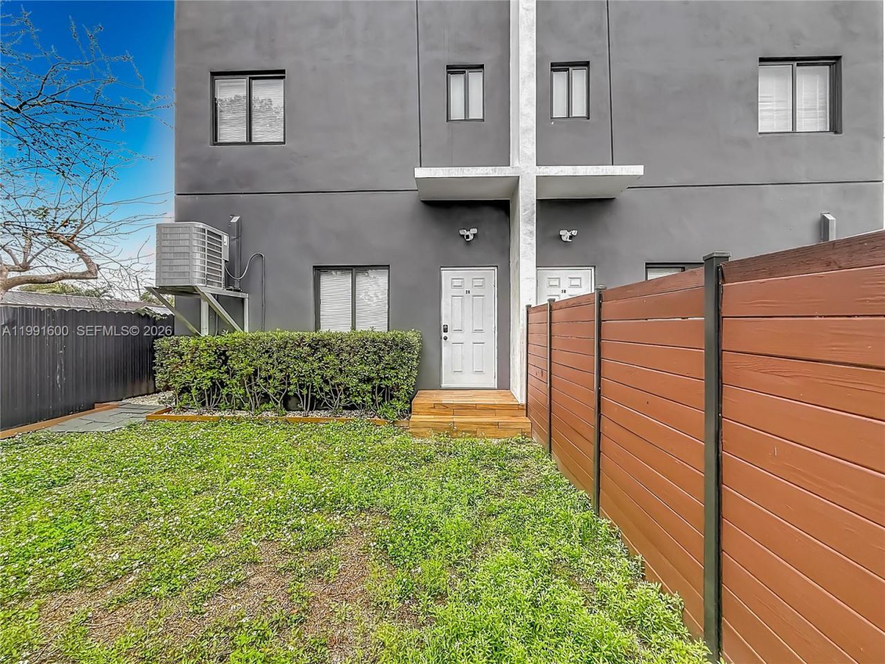 1220 NW 30th St , Miami, FL 33142 Photo