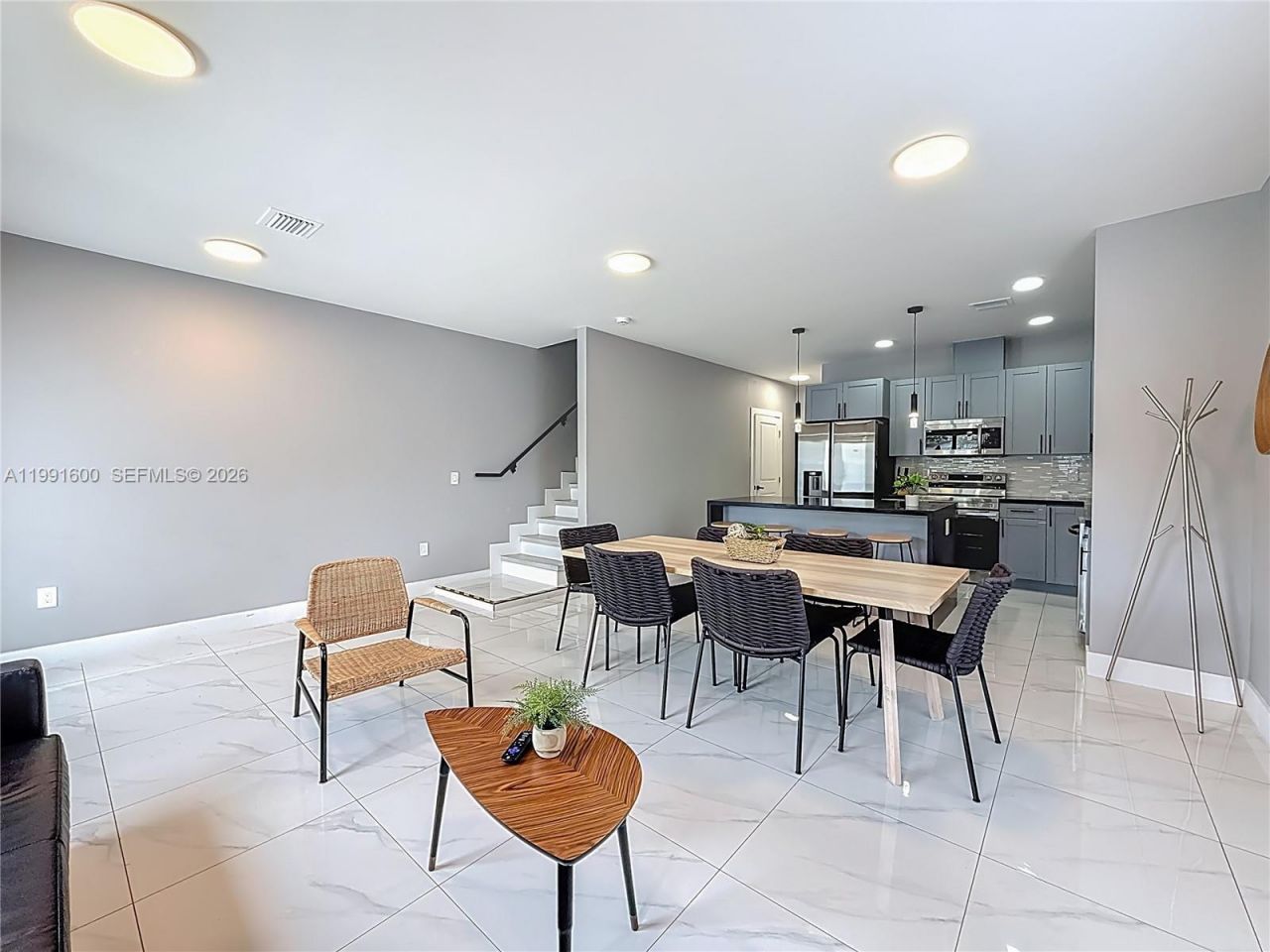 1220 NW 30th St , Miami, FL 33142 Photo