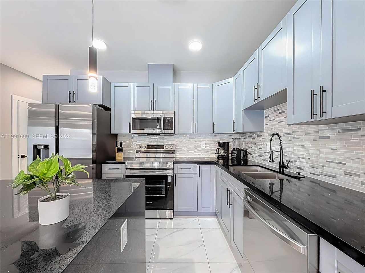 1220 NW 30th St , Miami, FL 33142 Photo