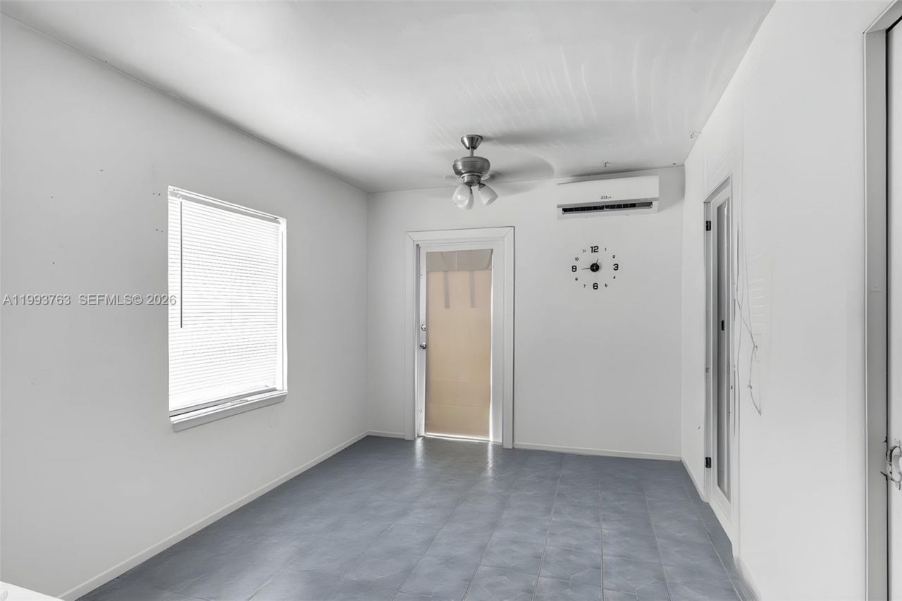 667 E 20th St , Hialeah, FL 33013 Photo