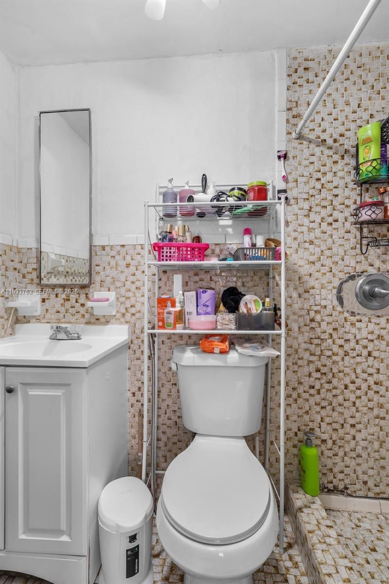 667 E 20th St , Hialeah, FL 33013 Photo