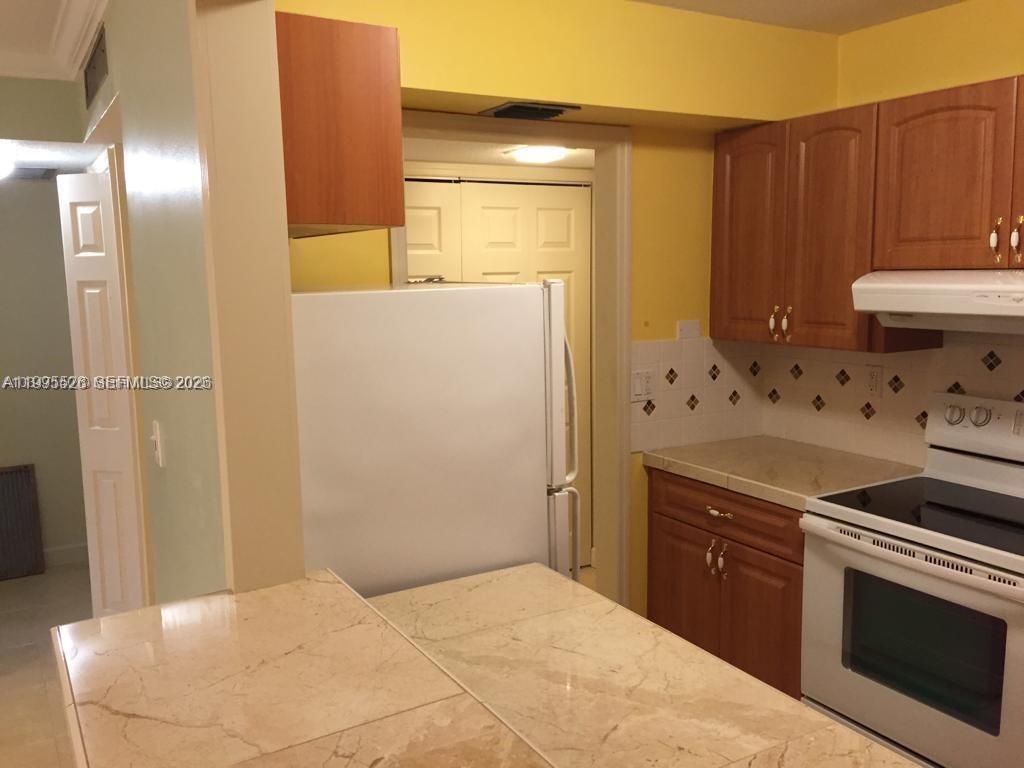 9301 SW 92nd Ave, Unit 210C, Miami, FL 33176 Photo