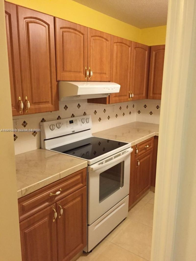 9301 SW 92nd Ave, Unit 210C, Miami, FL 33176 Photo