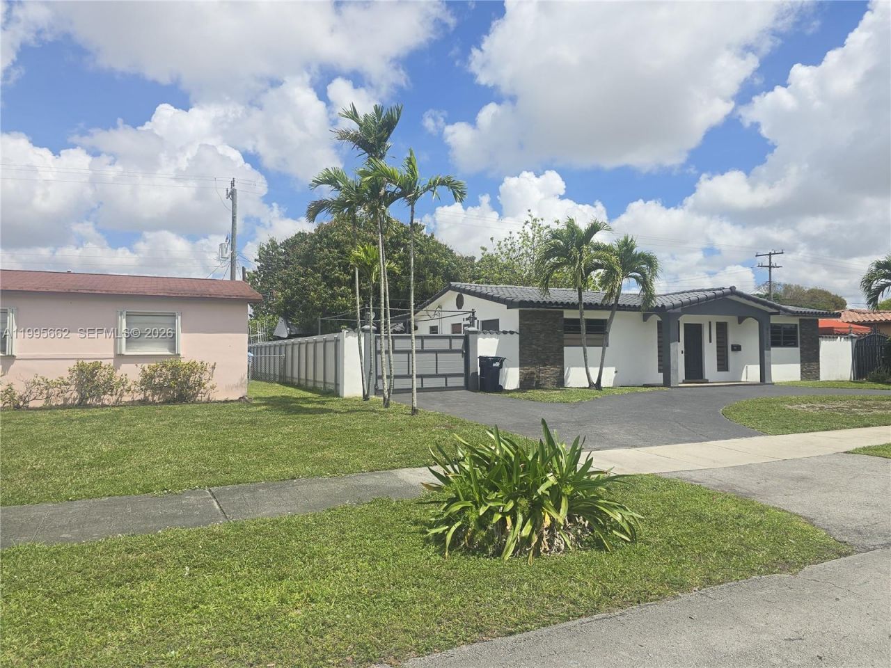 9725 SW 15th St, Miami, FL 33174 Photo