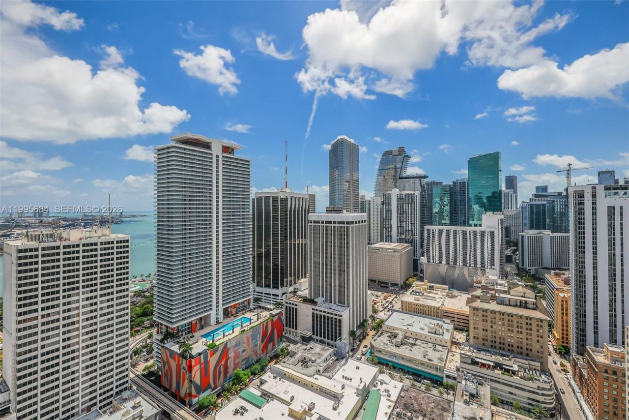 133 NE 2nd Ave, Unit 611, Miami, FL 33132 Photo