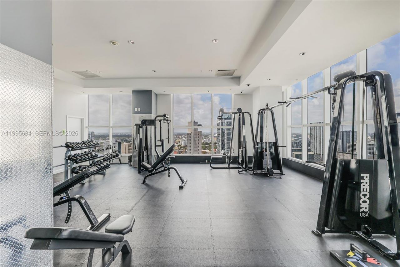 133 NE 2nd Ave, Unit 611, Miami, FL 33132 Photo