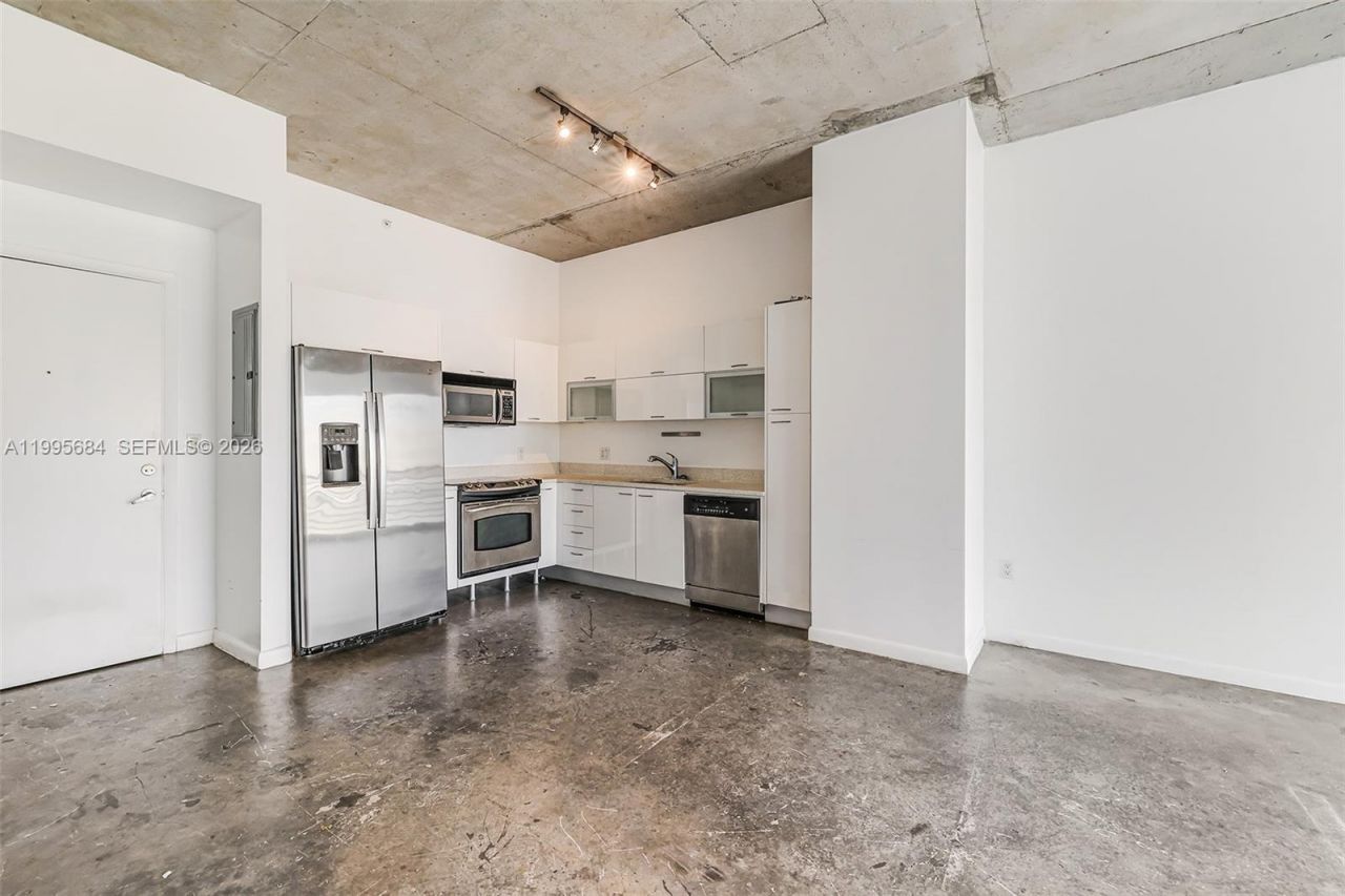 133 NE 2nd Ave, Unit 611, Miami, FL 33132 Photo