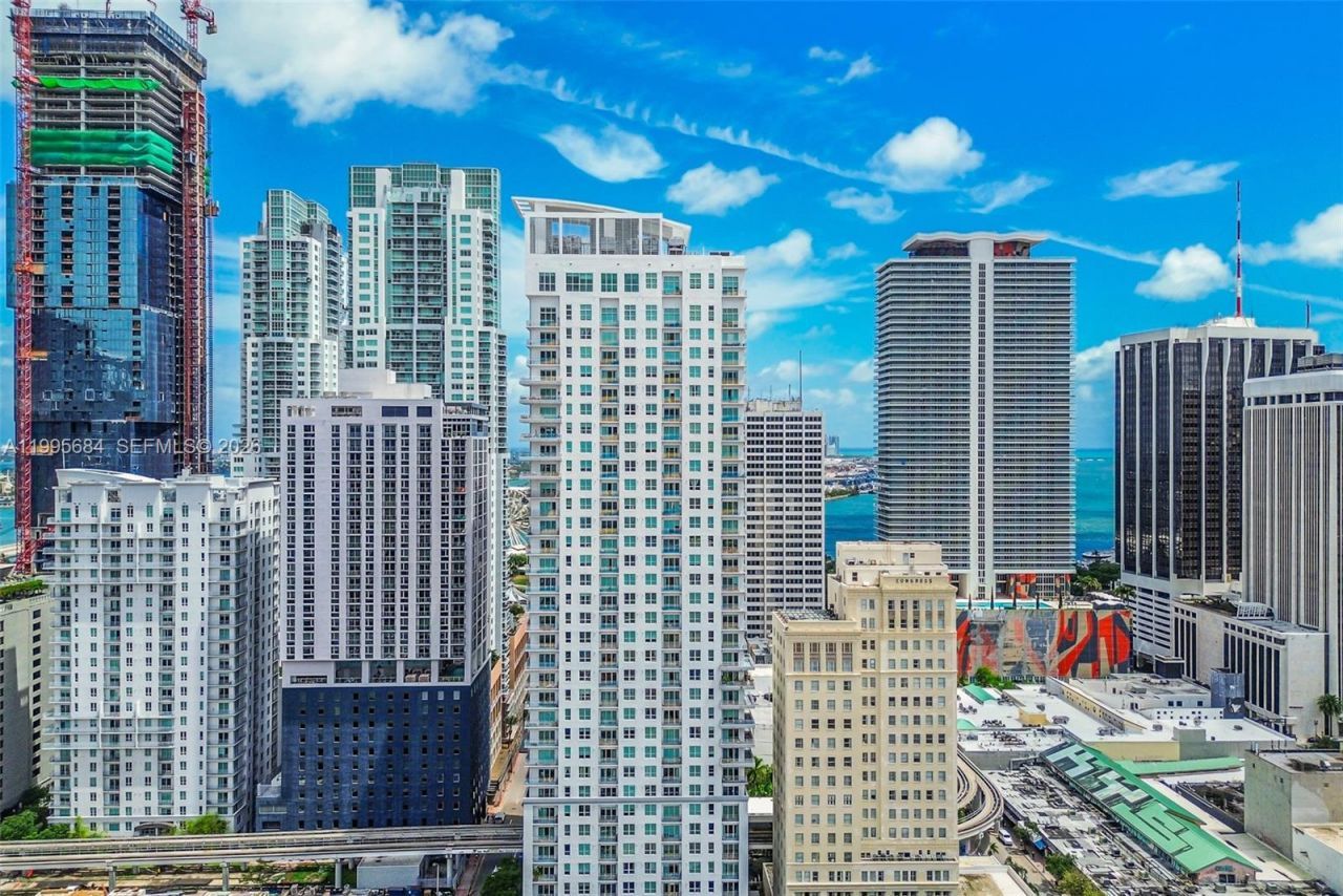 133 NE 2nd Ave, Unit 611, Miami, FL 33132 Photo