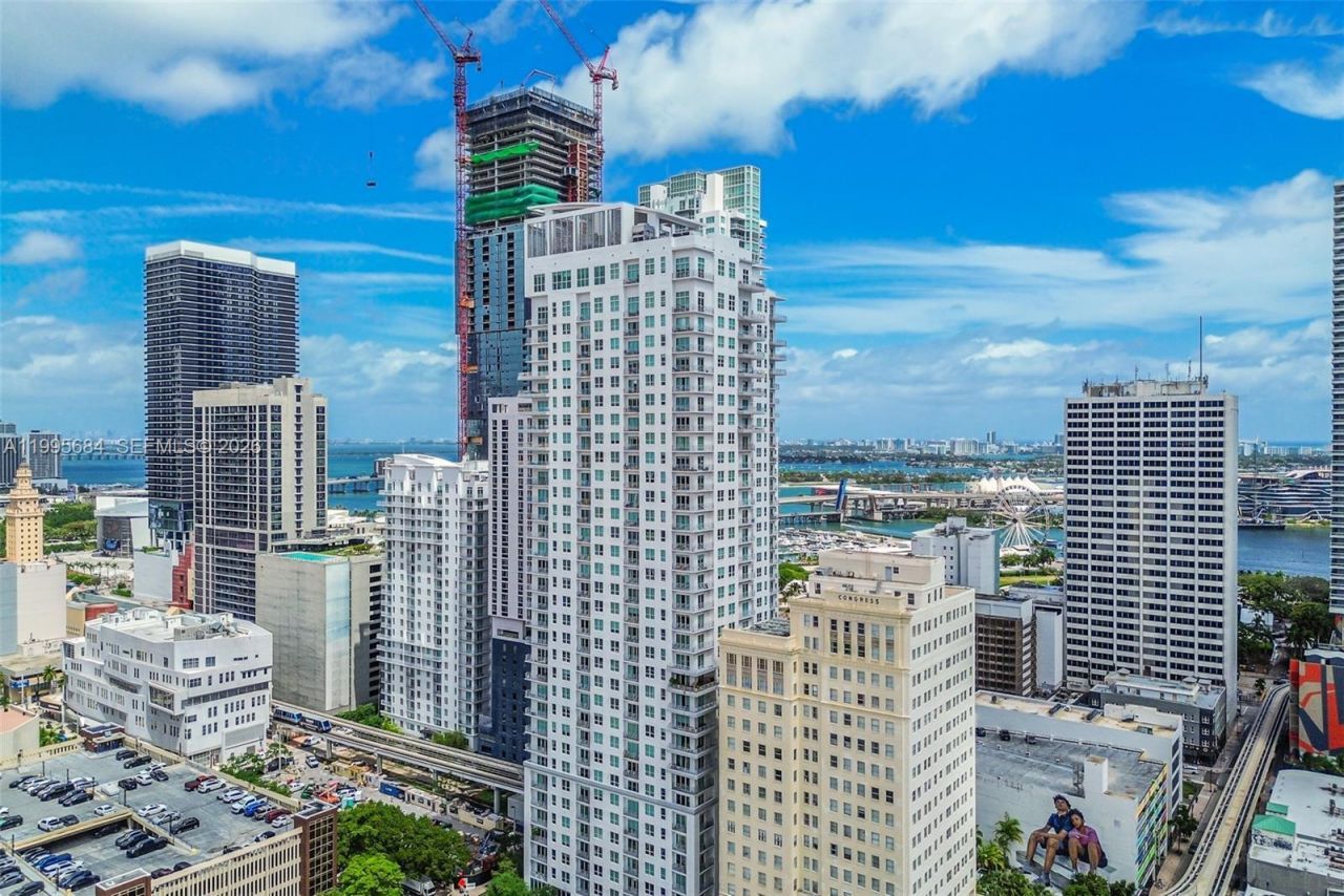 133 NE 2nd Ave, Unit 611, Miami, FL 33132 Photo